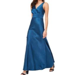 NightWay R&M Richards full-length V-neck Satiny Gown / Sheath Dress /12 petite